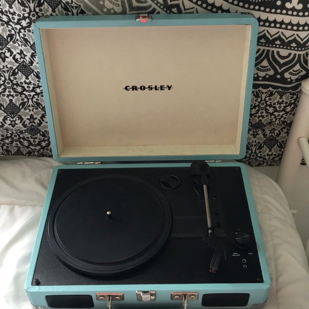 Light blue crosley record player